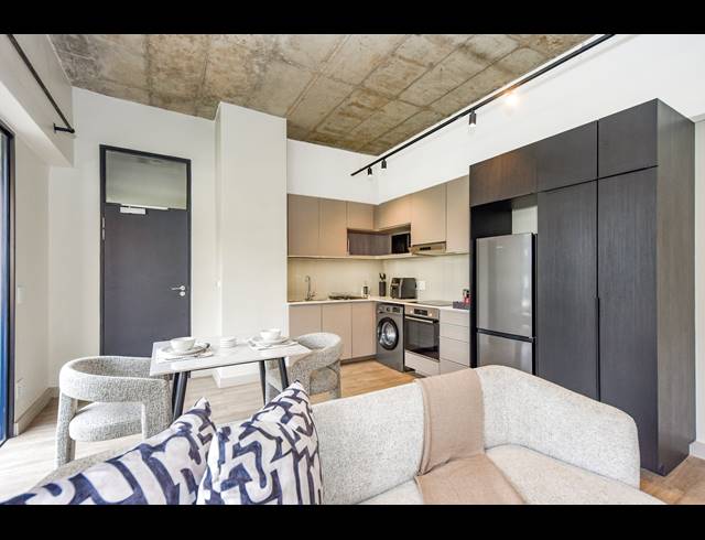 1 BEDROOM APARTMENT FOR SALE IN SANDOWN